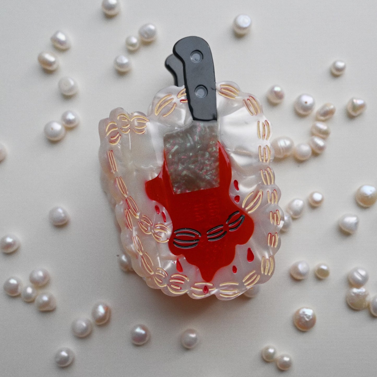TinyMadexBoogieBee Collab - Cake Claw Clip