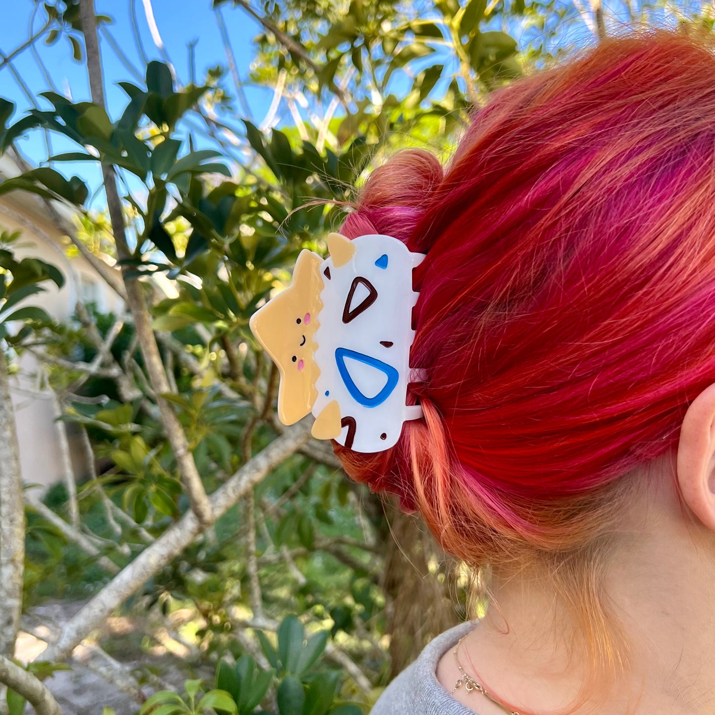 Eggy Claw Clip
