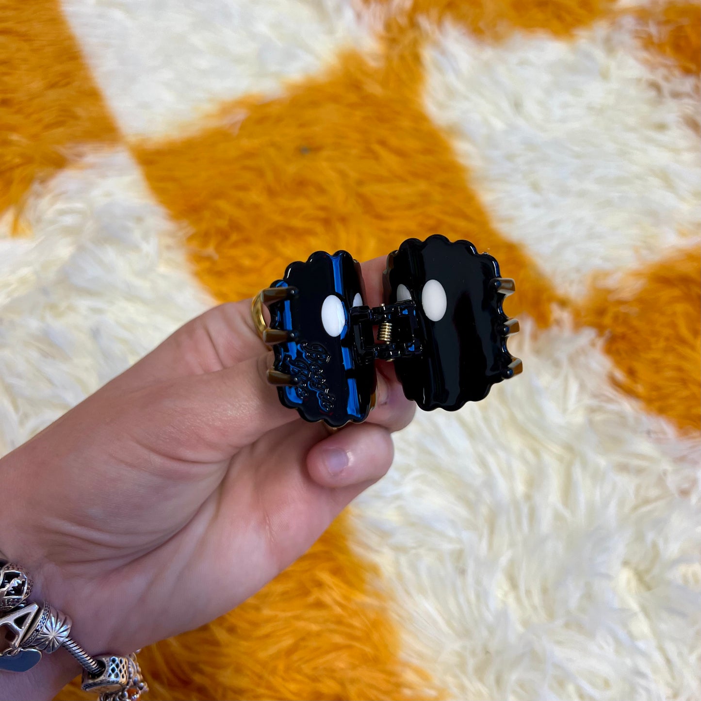Mini Soot Cutie Claw Clip