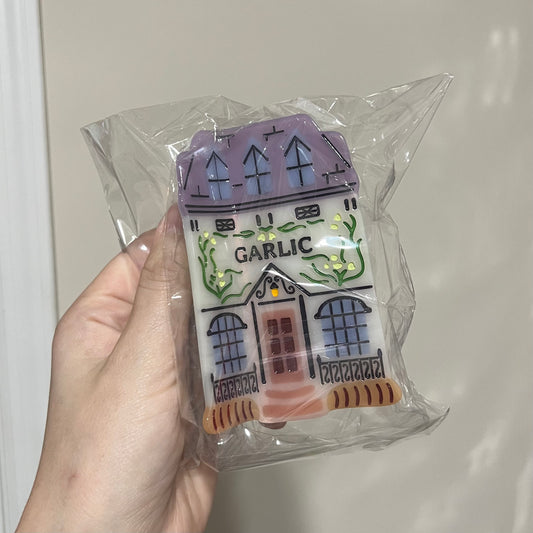 BGrade Garlic house claw clip