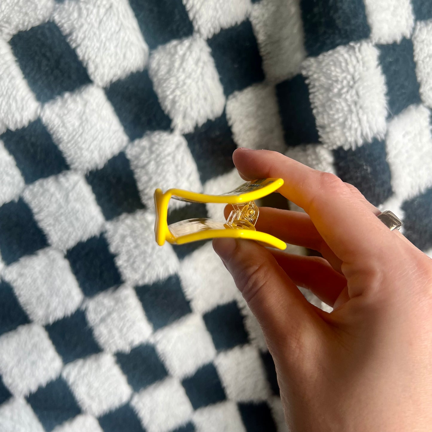 Butter Claw Clip (best for thinner hair!)