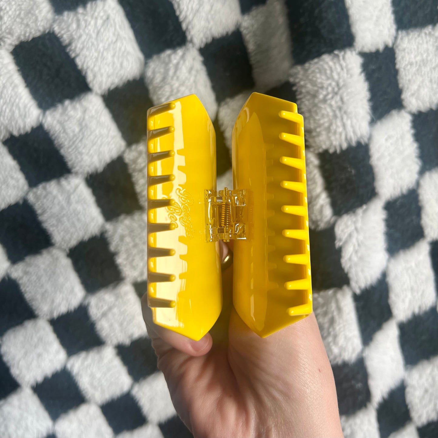 Butter Claw Clip (best for thinner hair!)